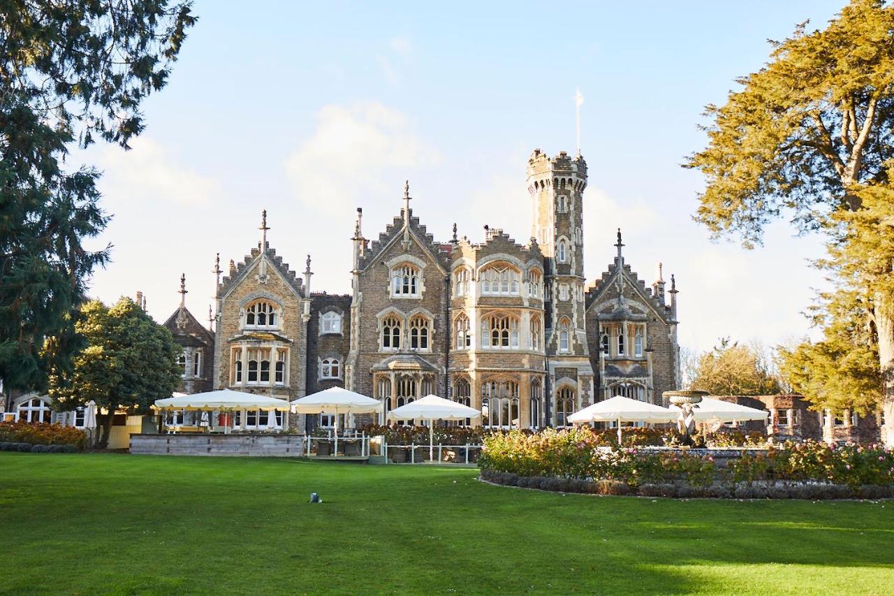 Hotel Oakley Court Windsor Exterior foto